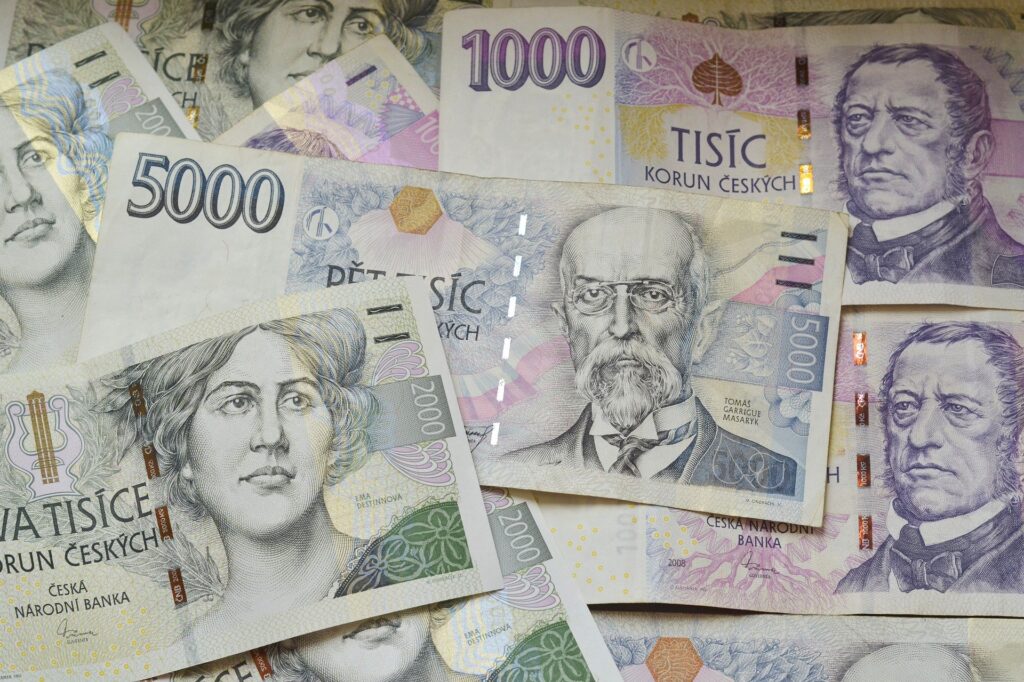Penize koruny koruna tisic money
