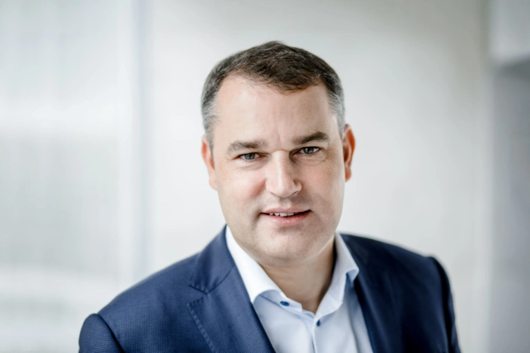 Mojmir Hampl 06