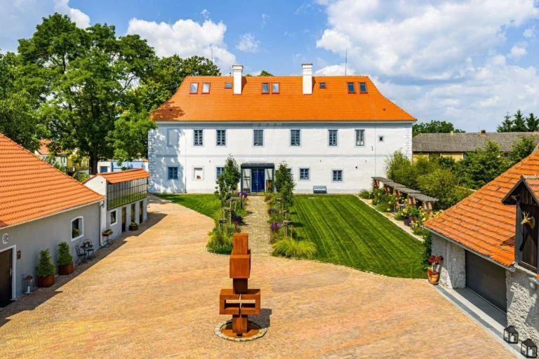 Luxent rezidenční zámek v jižních Čechách